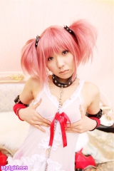 Sexy Japanese Girl Cosplayer 22580