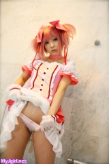 Sexy Japanese Girl Cosplayer 22580